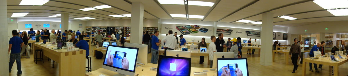 Tampa Apple store
