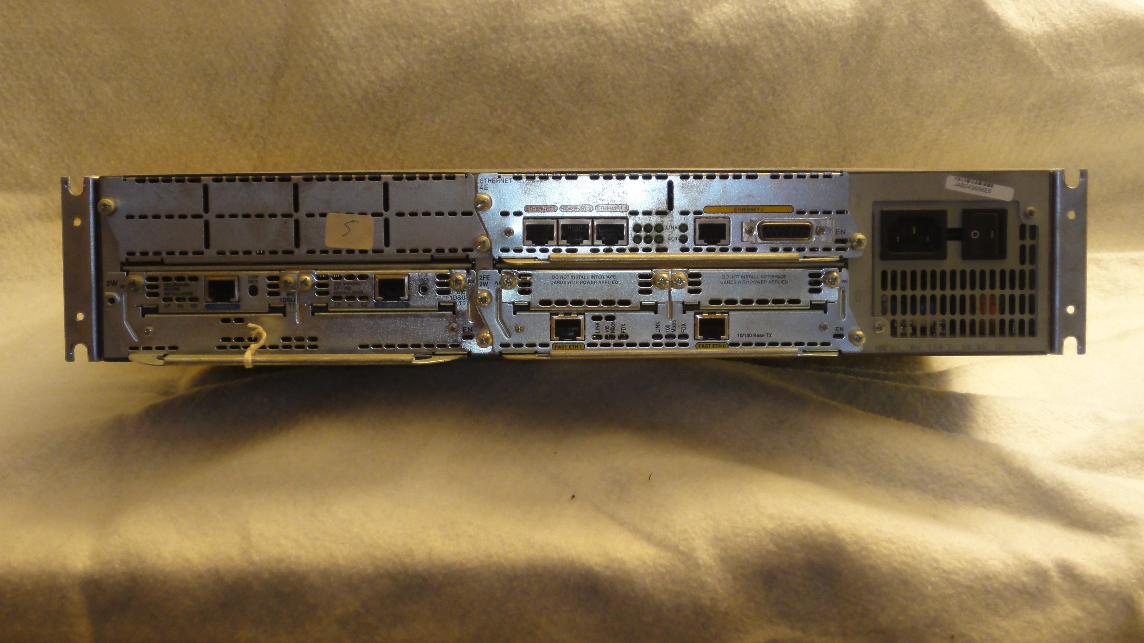 cisco 3640 1 front.JPG