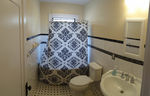 Bathroom wide tub.jpg